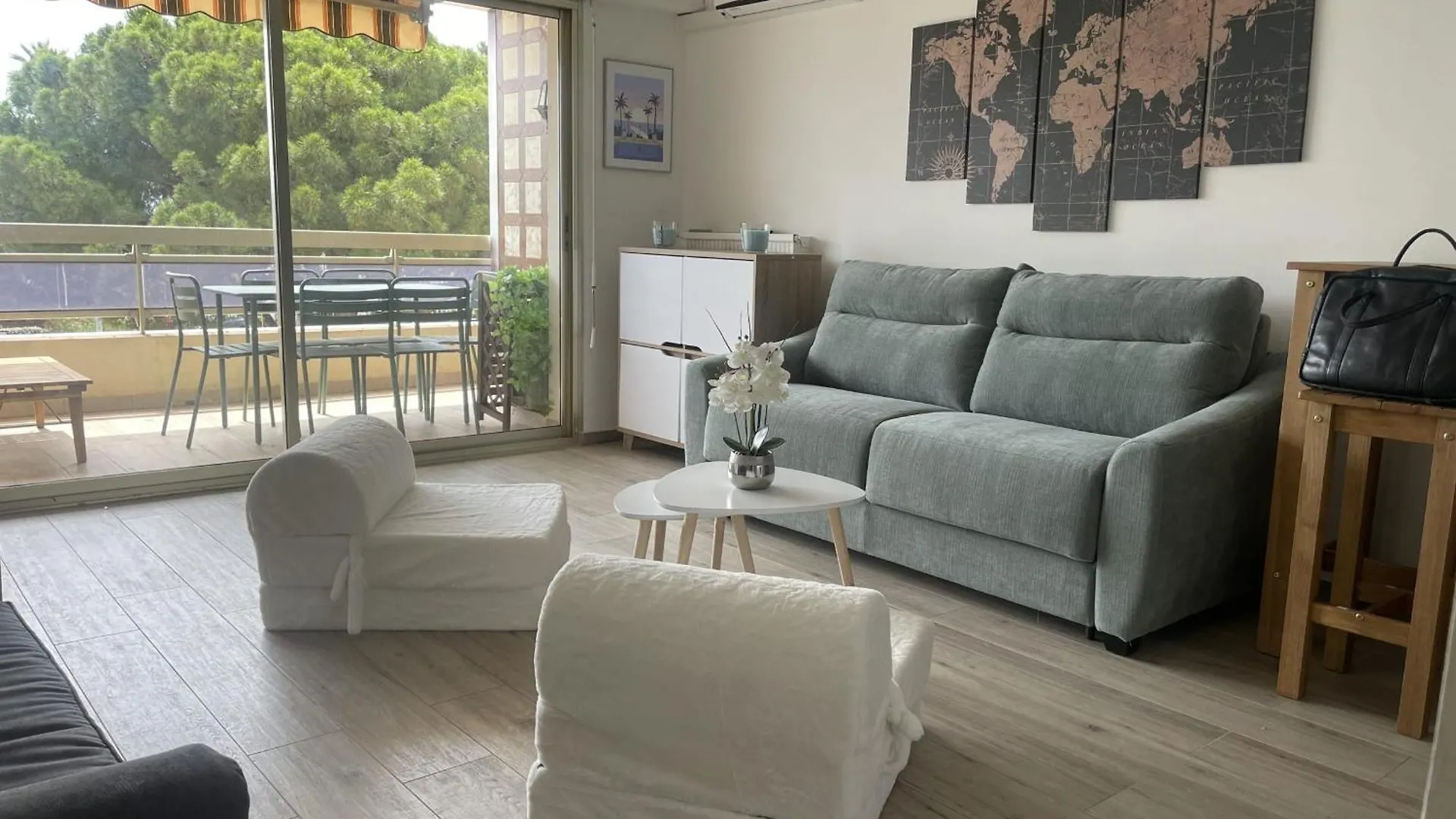 Appartement Studio With Large Balcony - Sea View Bandol France